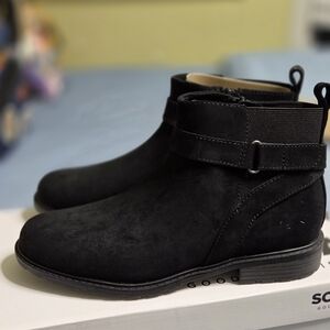 Sonoma Black Ankle Boots